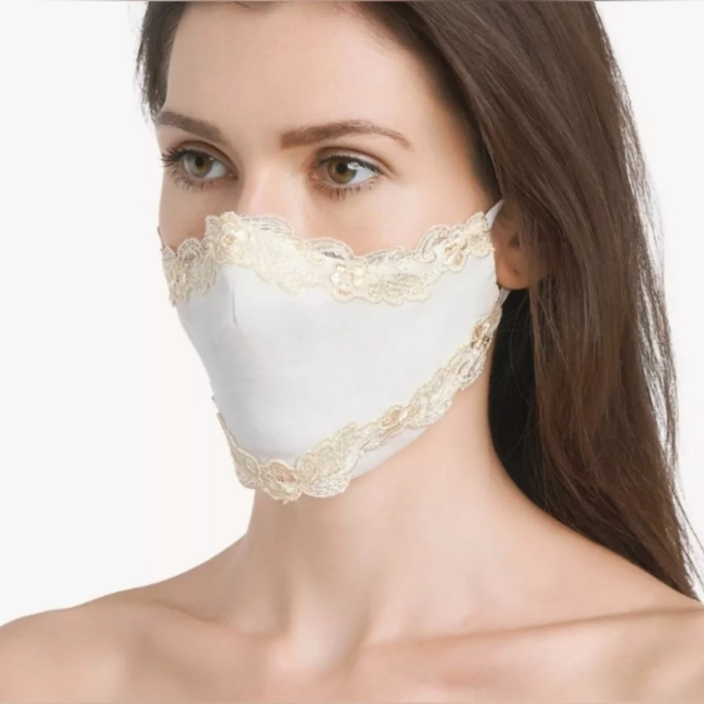 La Perla Maison face mask whute and ivory silk and embroidered with lace